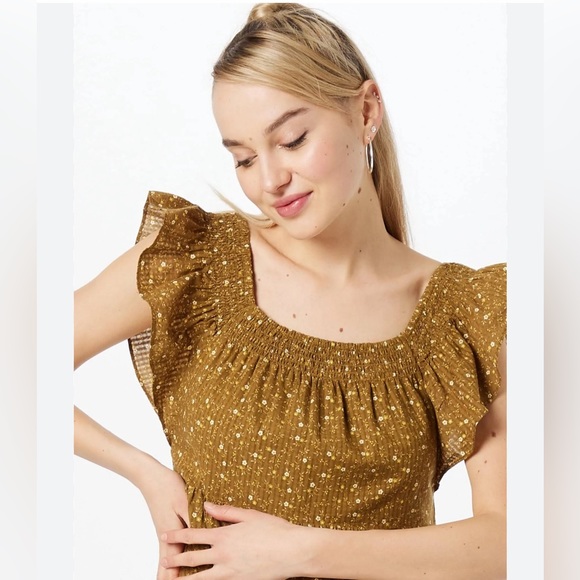 Madewell Ruffle-Sleeve Tiered Midi Dress in Daisy Stitch - Picture 3 of 9